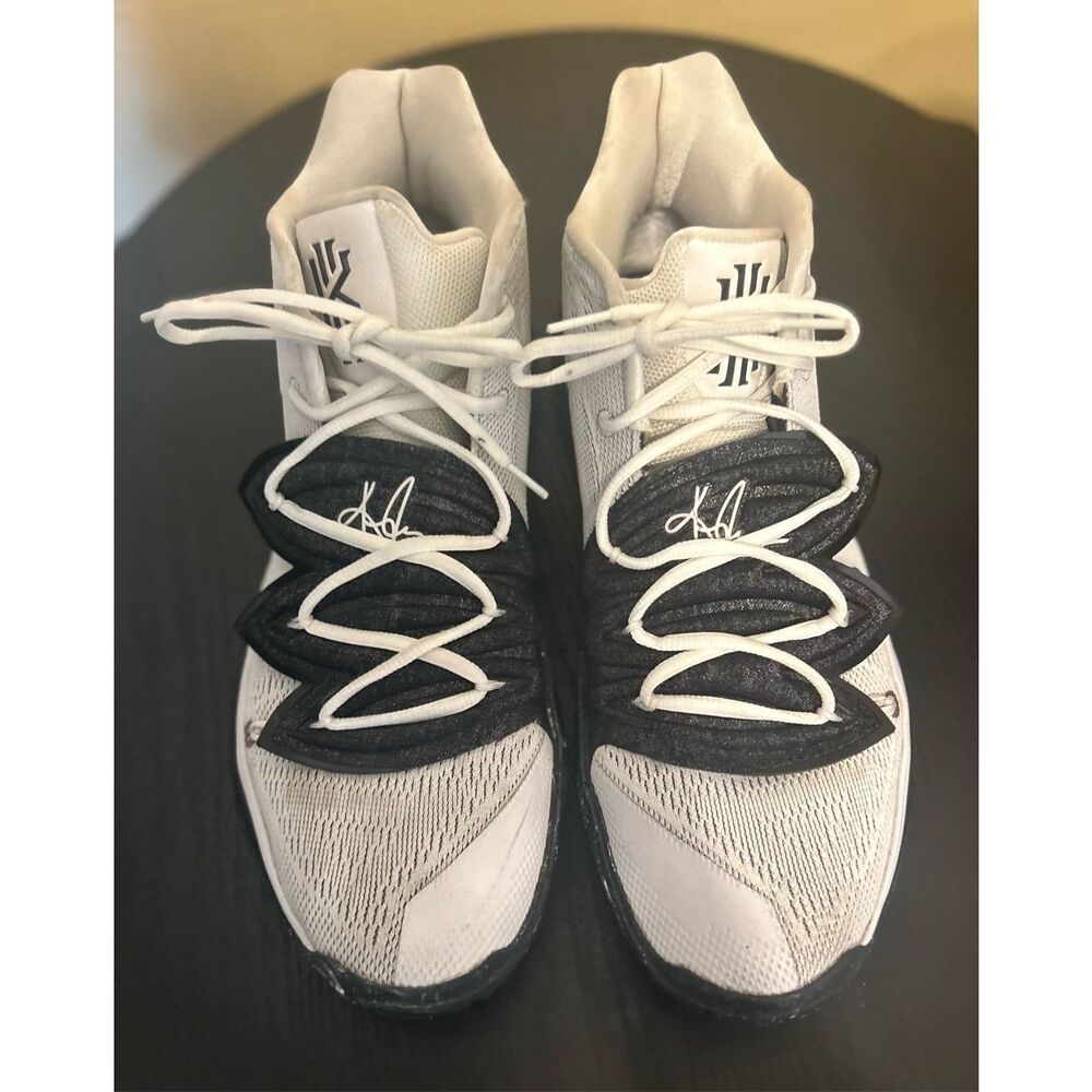 Nike Kyrie 5 Cookies and Cream Basketball High Top Sneakers Size 13